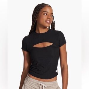 Vuori Cutout Tee